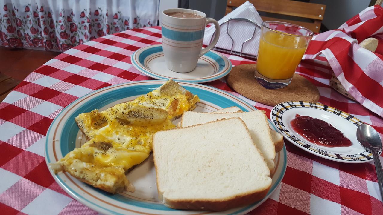 Hostal Casa Lantana Suesca Eksteriør bilde